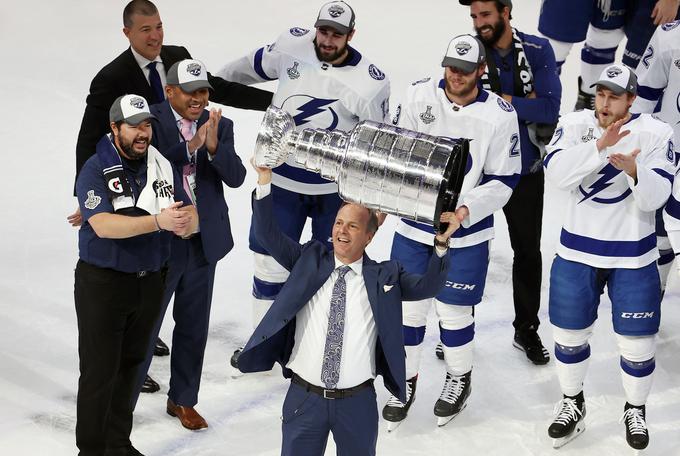 Naslov bodo branili hokejisti Tampa Bay Lightning. | Foto: Getty Images