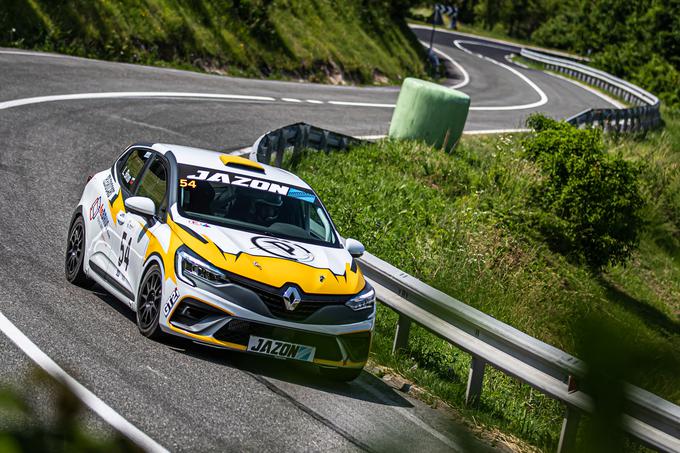 Luka Brus je zmagal v diviziji I z novim renault cliom rally4 vrhniške ekipe Jazon.  | Foto: WRC Croatia