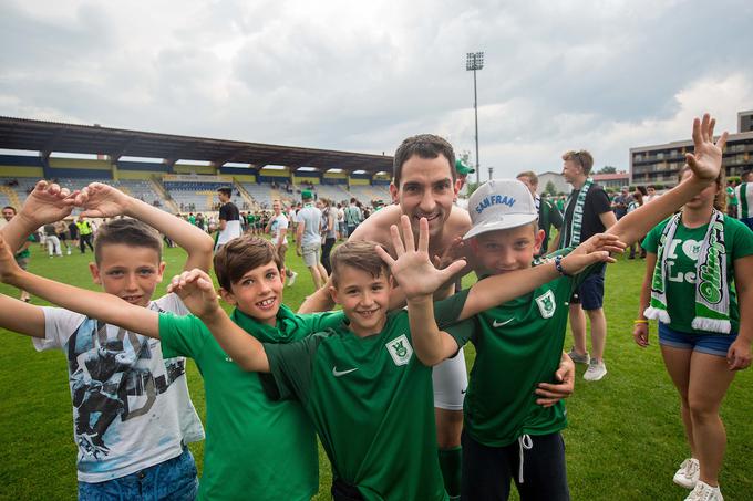 Branko Ilić je po Srbiji in Kazahstanu naslov prvaka osvojil še v Sloveniji. | Foto: Vid Ponikvar