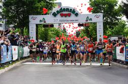 Kenijsko slavje v Radencih, imamo nova državna prvaka v polmaratonu, tekel tudi Pahor #video