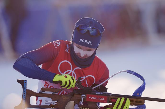 Marte Olsbu Roeiseland | Marte Olsbu Roeiseland je lahko hvaležna slovenski fizioterapevtki Uli Hafner. | Foto Guliverimage