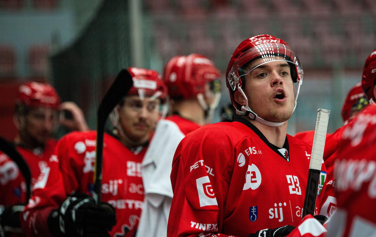 HDD Jesenice Bregenzerwald Jaka Sodja | Jeseničani zmagali še devetič zapored. | Foto Peter Podobnik/Sportida