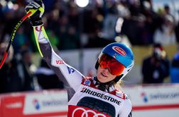 Nepremagljiva Shiffrinova podira rekorde, Slovenke leto končale z ničlo