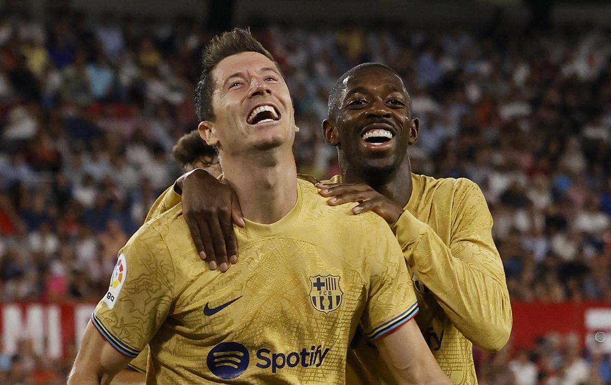 Barcelona Lewandowski Dembele | Lewandowski in Dembele sta trenutno ključna igralca Barcelone. | Foto Reuters