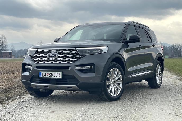 Ford explorer | Explorer je Fordov v Evropi največji in najzmogljivejši športni terenec. Dolg je pet metrov in ima več kot tri metre medosne razdalje.  | Foto Gregor Pavšič