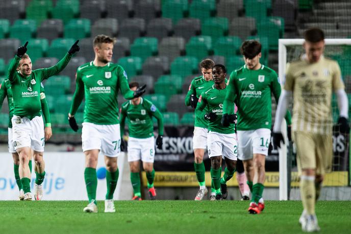 Olimpija Mura | Olimpija tokrat prvič letos ni zmagala, a je vseeno povišala prednost pred Mariborom na vrhu lestvice. | Foto Vid Ponikvar