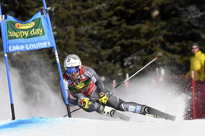 Kjetil Jansrud je napad na še četrti mali globus v posebnem seštevku discipline začel tako kot lani z zmago v Lake Louisu.  | Foto: Reuters