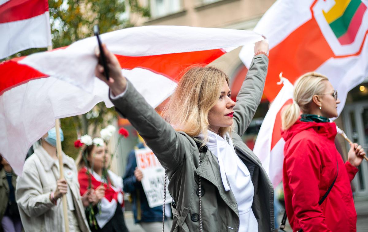 Shod v Litvi v podporo Belorusiji | V mlajši kameni dobi so kmetje iz Anatolije postopoma poselili velik del Evrope, razen ozemlja današnjih baltskih držav, Finske, Ukrajine, Belorusije in Rusije. To je pri baltskih, vzhodnoslovanskih in ugrofinskih govorečih ljudstvih v vzhodni Evropi opazno še danes, saj imajo manj anatolskih genov kot preostali Evropejci. | Foto Guliverimage