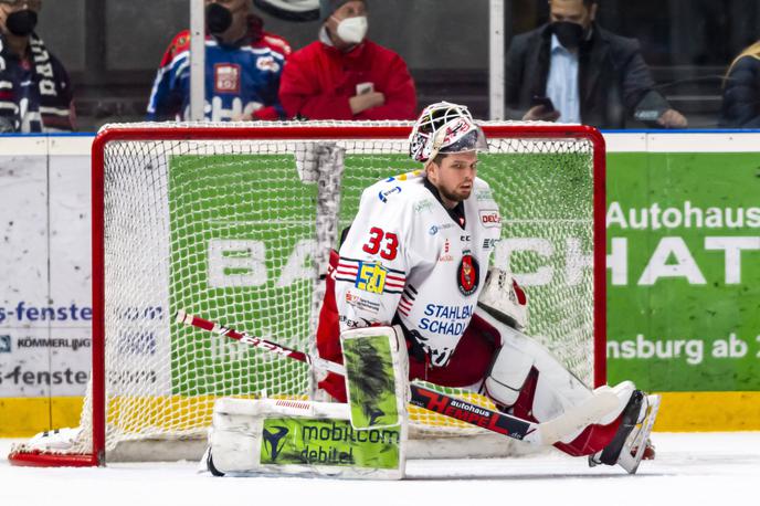 Luka Gračnar | Luka Gračnar, ki je v lanski sezoni branil v nemški drugi ligi, bo oblekel dres Angersa. | Foto Guliverimage