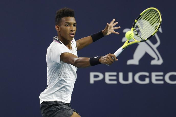 Felix Auger-Aliassime | Felix Auger-Aliassime se je v polfinalu poslovil od prestižnega tunirja v Miamiju. | Foto Reuters