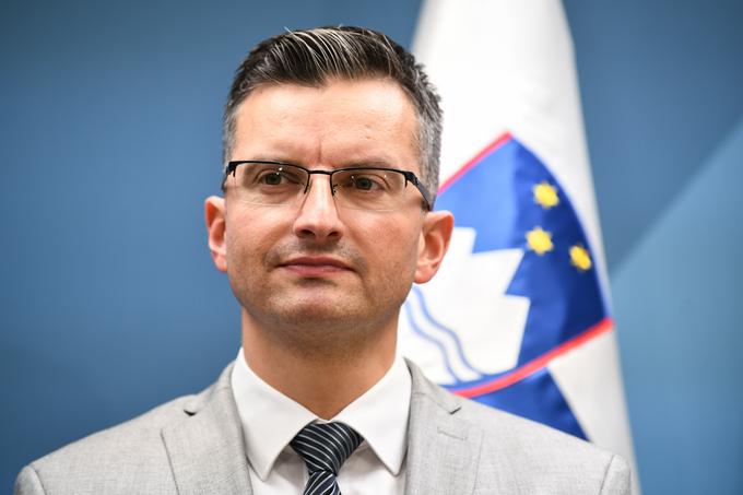 "Pri manjšinski vladi se bomo morali vsi skupaj navaditi, da se bomo nehali spraševati, od kod so glasovi, saj jih mora taka vlada vedno iskati zunaj koalicije," je poudaril premier Marjan Šarec. | Foto: STA ,