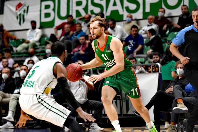 Bursa je tako kot Olimpija med sezono okrepila svoje vrste. | Foto: KK Cedevita Olimpija/Tine Ružič