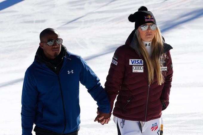 Tudi ameriška smučarka Lindsey Vonn svoje partnerje pogosta izbira med športniki. Pred leti je bila poročena s smučarjem Thomasom Vonnom, po ločitvi  je dve leti prijateljevala z golfistom Tigerjem Woodsom, od konca lanskega leta pa jo povezujejo s Kenanom Smithom, pomočnikom trenerja moštva ameriškega nogometa Los Angeles Rams. | Foto: Getty Images