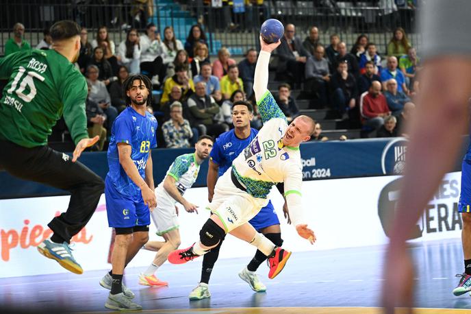 Slovenija Brazilija rokomet | Slovenija je po hudem boju premagala Brazilijo in si odprla vrata do nastopa na olimpijskih igrah v Parizu. | Foto RZS