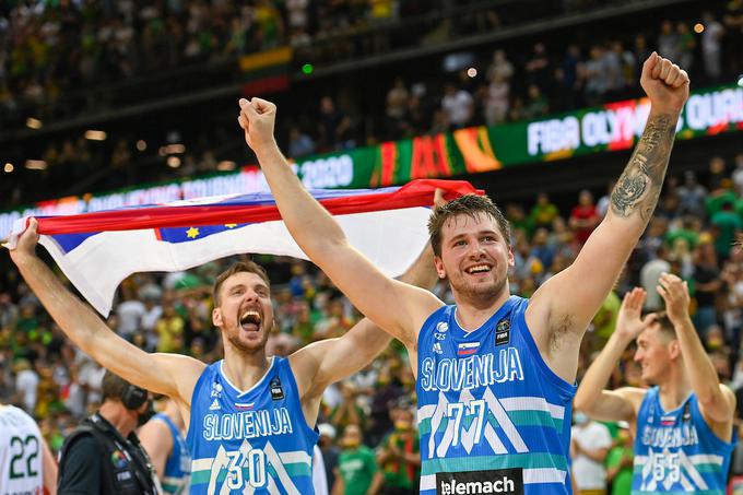 Bodo Luka Dončić in soigralci preoblikovali seznam košarkarskih prejemnikov odličij AP? | Foto: Sportida