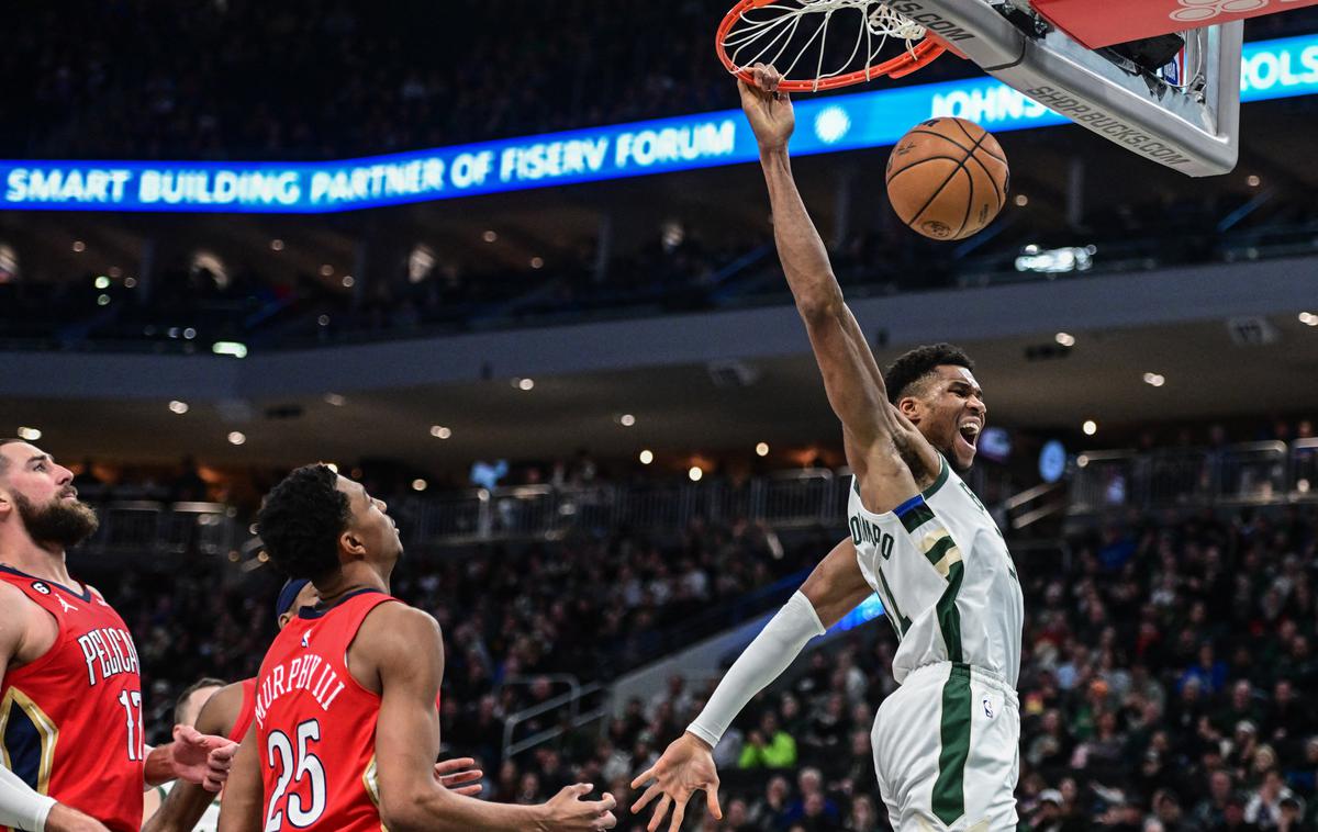 Giannis Antetokounmpo | LaMelo Ball je pomagal Charlottu do zmage nad Miamijem. | Foto Reuters