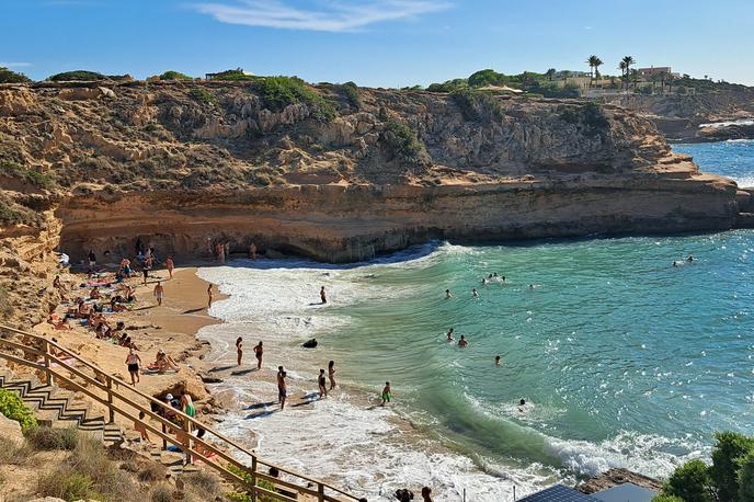 Ibiza | Domačini so poudarili, da niso proti turizmu, a menijo, da mora prihod turistov biti nekako urejen, reguliran.  | Foto K. M.