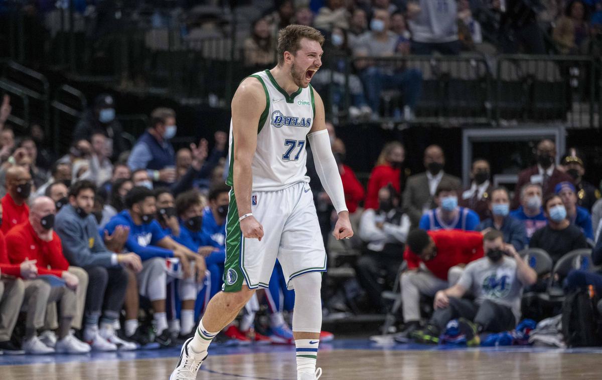 Luka Dončić | Luka Dončić je blestel pred in med tekmo. | Foto Reuters