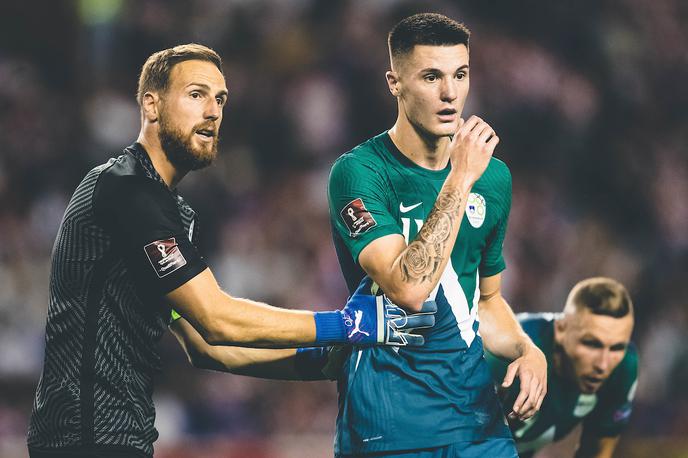 Hrvaška : Slovenija, kvalifikacije za SP 2022, Split, Jan Oblak, Benjamin Šeško | Kapetan Jan Oblak in 18-letni napadalec Benjamin Šeško sta sodelovala proti Katarju od prve minute. Mladi napadalec je zapustil igro po 77 minutah. | Foto Grega Valančič/Sportida