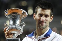 Nepremagljivi 'Nole' že v finalu ATP