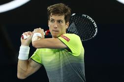 Bedene izgubil 26 mest, Nišikori prehitel Federerja