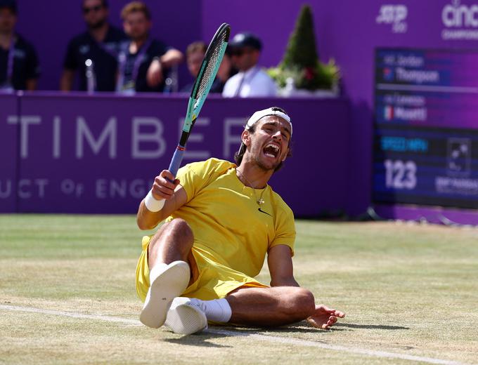 Veselje Lorenza Musettija ob zmagi v polfinalu. | Foto: Reuters