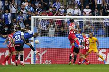 Alaves Atletico Victor Laguardia