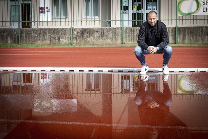 ''Takrat, po drugi operaciji desnega kolena, sem se res namučil. Nogomet ni bil več isti," je pri St. Gallnu moral zaradi višje sile ogromno časa posvetiti rehabilitaciji.  | Foto: Ana Kovač