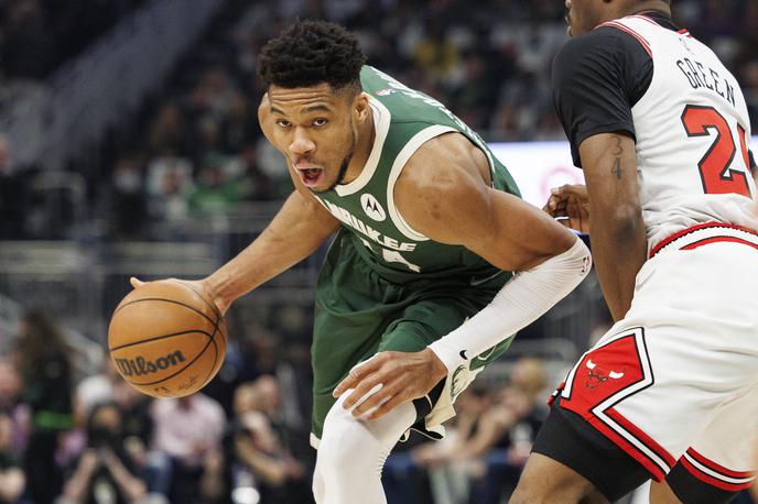 Giannis Antetokounmpo MIlwaukee | Giannis Antetokounmpo je dal 33 točk in imel še devet skokov. | Foto Reuters