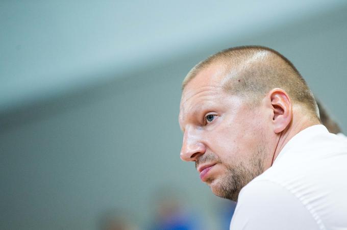 Matej Erjavec na fronti Fiba-evroliga ne vidi luči na koncu predora. | Foto: Vid Ponikvar