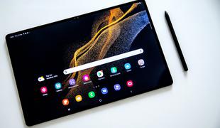 Samsung Galaxy Tab S8 Ultra 5G: zelo tenka, a vendarle zelo zmogljiva premijska tablica