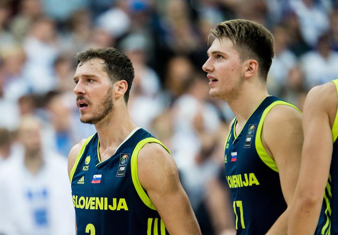 Goran Dragić in Luka Dončić sta leta 2017 Slovenijo popeljala na vrh Evrope. | Foto: Vid Ponikvar