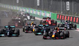 Verstappen korak bliže naslovu, na štartu pometel z Mercedesom