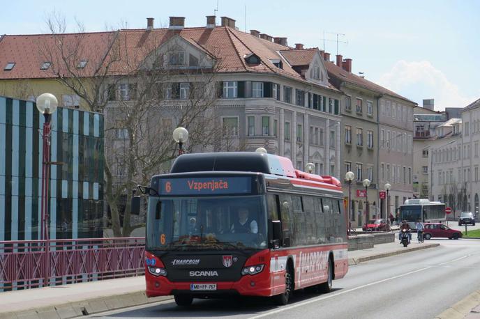 Maribor | "Sklep, ki je Ukrajincem v Mariboru omogočal brezplačno vožnjo na javnem mestnem potniškem prometu, je bil veljaven do 31. decembra 2022. | Foto STA