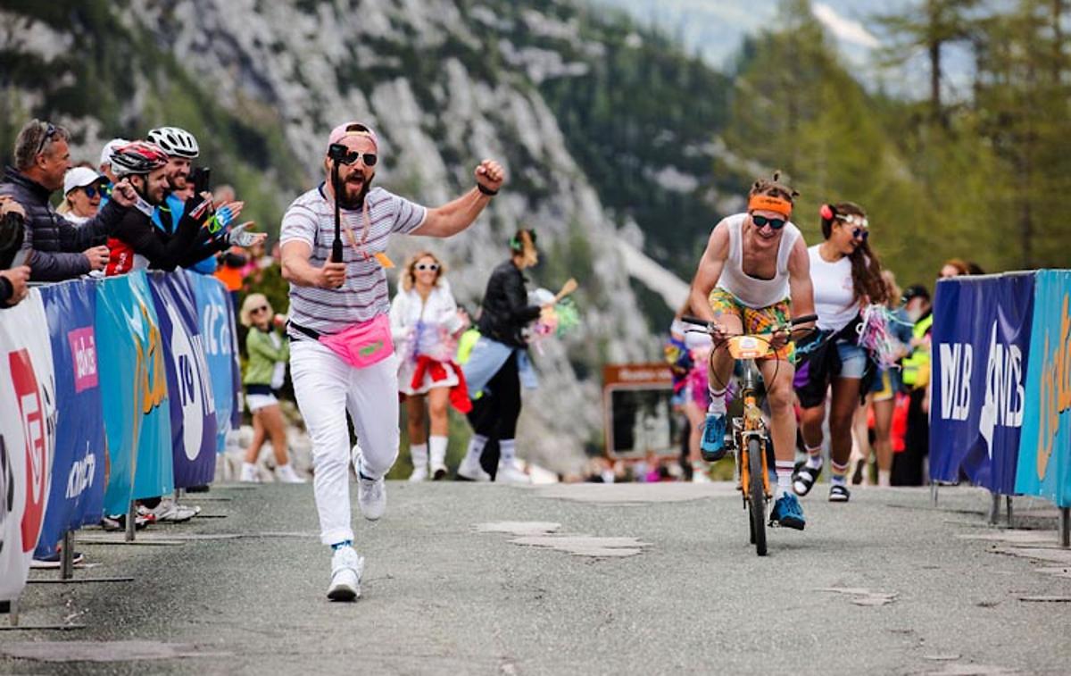 Goni Pony 2019 | Več kot 1.300 kolesarjev na kolesih poni je danes grizlo v vršiški klanec s ciljem na 611 metrih. | Foto Peter Podobnik/Sportida