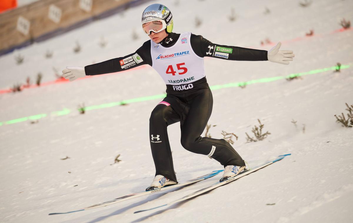 Anže Lanišek | Anže Lanišek je bil razpoložen na ekipni tekmi, Slovenija je tekmo končala na petem mestu. | Foto Guliverimage