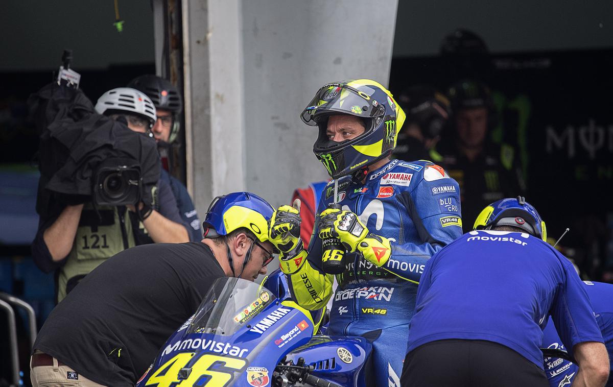 Valentino Rossi | Valentino Rossi je bil blizu prvi zmagi v sezoni, a je štiri kroge pred koncem padel. | Foto Getty Images