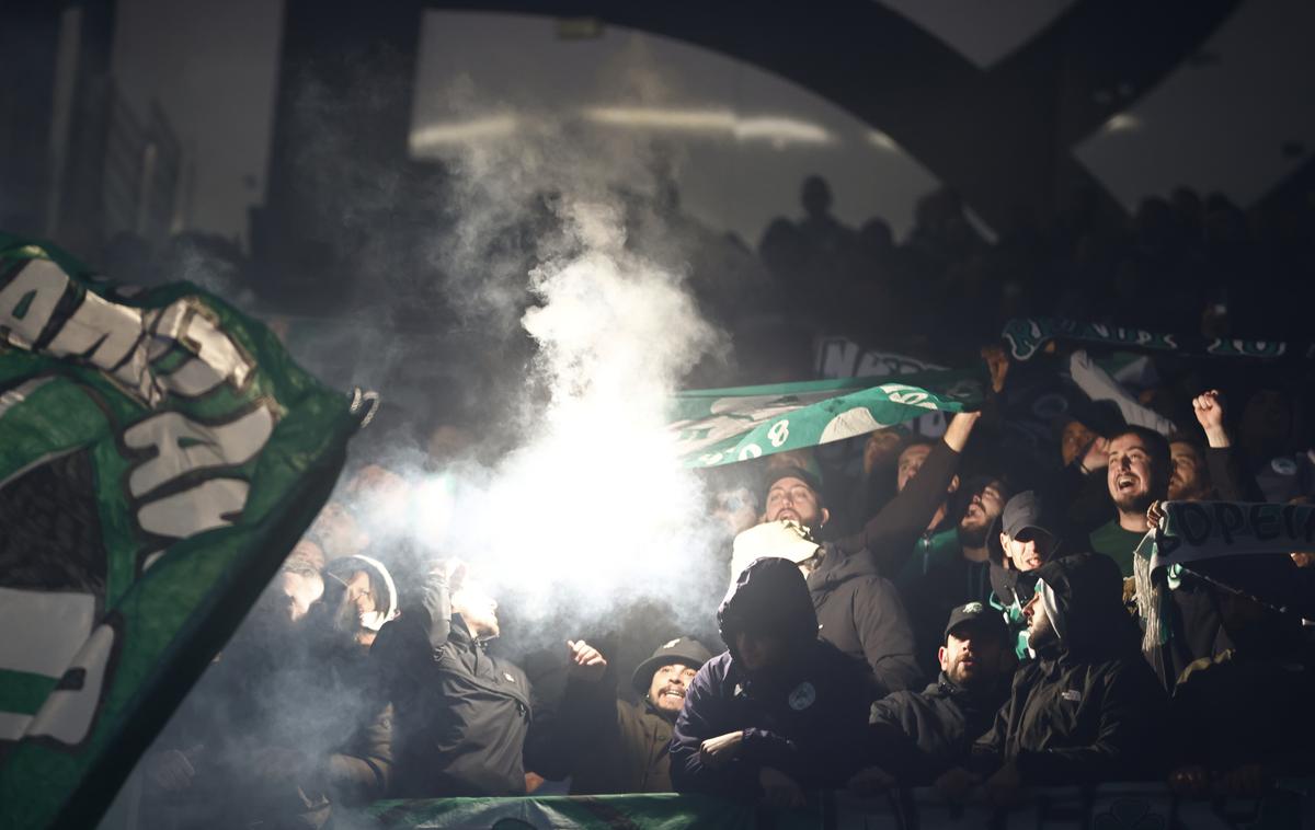 Panathinaikos navijači | Navijači Panathinaikosa niso bili zadovoljni s predstavo svojih ljubljencev. | Foto Guliverimage