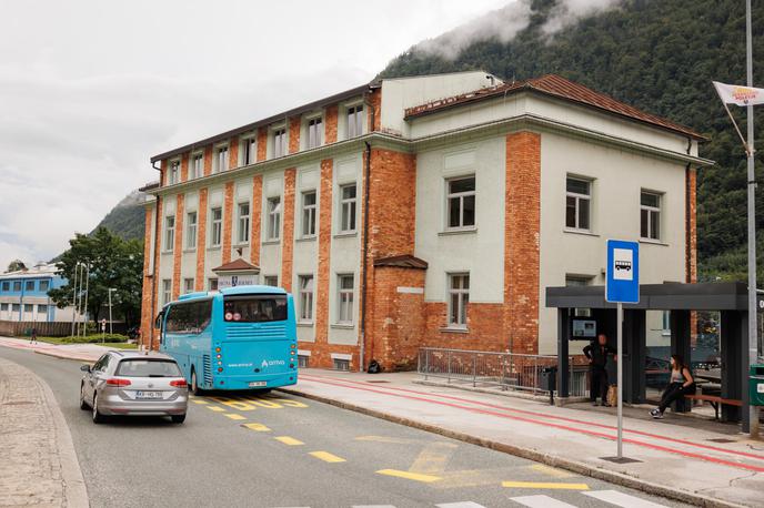 Jesenice | Pred kratkim so z občine sporočili,  da od 1. julija na Jesenicah ne bo več mestnega avtobusa, ker se na razpis za potencialnega prevoznika ni prijavil nihče.  | Foto STA