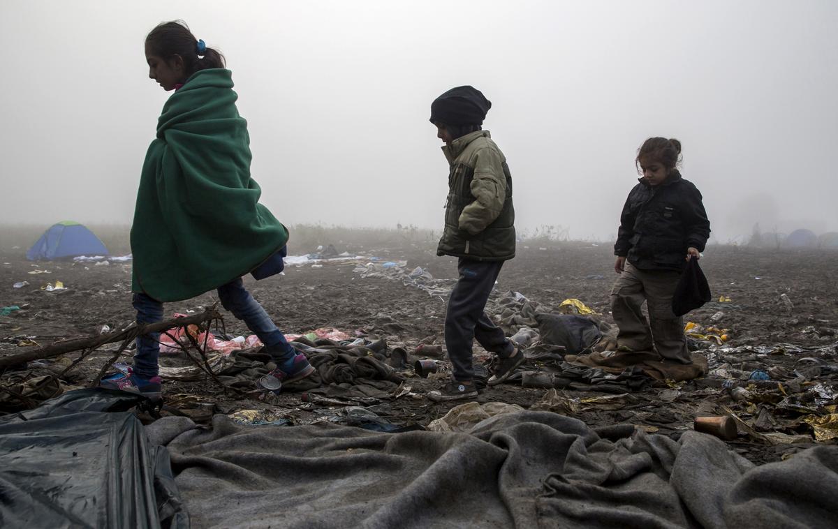 Migranti na Hrvaškem | SOA navaja, da se je migracijski pritisk na Evropo zmanjšal, se je pa okrepila tako imenovana balkanska migrantska pot. | Foto Reuters