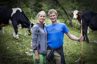 Metka in Blaž Marinč: Novodobna pastirja, zaradi katerih je bohinjska planina znova zaživela #foto #video