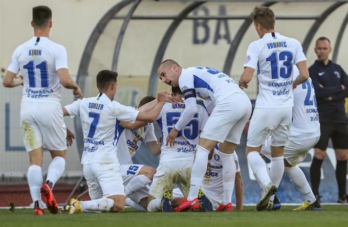 Celjani imajo danes priložnost, da v tretjem celjsko-ljubljanskem finalu pokala Slovenije prvič okusijo sladkost zmage. | Foto: Vid Ponikvar