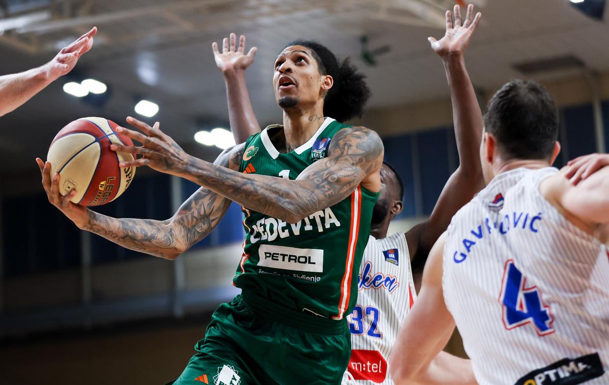 Cedevita Olimpija | Cedevita Olimpija je tokrat igrala abav Tivoliju. Devin Robinson je dal 12 točk. | Foto Filip Barbalić