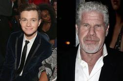 Chris Colfer in Ron Perlman v animiranem filmu RoboDog