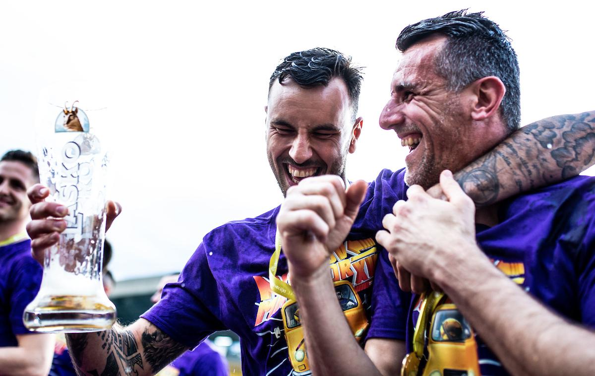 Amir Dervišević | Amir Dervišević je tako z Jasminom Handanovićem leta 2019 proslavljal zadnji naslov državnih prvakov NK Maribor. | Foto Grega Valančič/Sportida