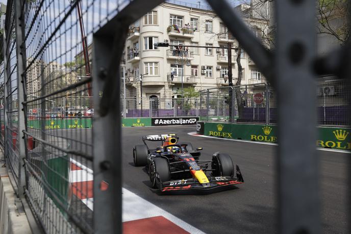 Baku Sergio Perez Red Bull | V soboto je Leclerc zadržal za sabo Verstappna, v nedeljo bo naloga težja. | Foto Reuters