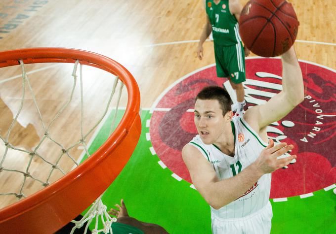 Aron Baynes pred devetimi leti v dresu Olimpije | Foto: Vid Ponikvar/Sportida