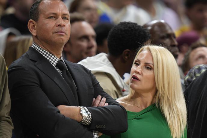 Alex Rodriguez, Jaclyn Cordeiro | ARod z novo partnerko Jaclyn Cordeiro na eni izmed tekem v končnici lige NBA | Foto Guliverimage