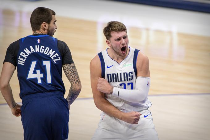 Luka Dončić je v 27 minutah dosegel 20 točk in prispeval sedem asistenc.  | Foto: Guliverimage/Getty Images