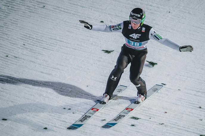 Cene Prevc | Cene Prevc je s svojimi odličnimi skoki v petkovih kvalifikacijah in na sobotni ekipni tekmi napovedal nadvse zanimivo nedeljo. | Foto Sportida